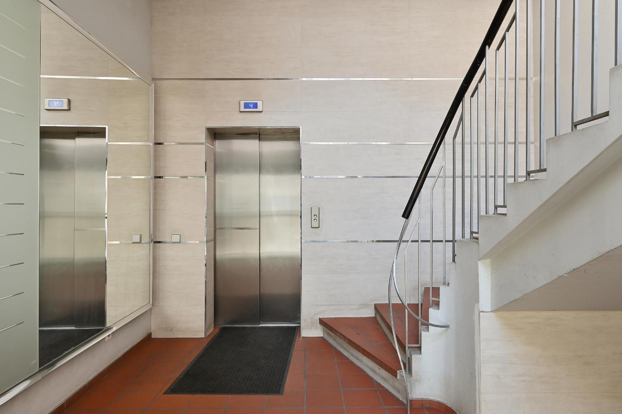 Saint Peter'S Apartment Riga Bagian luar foto