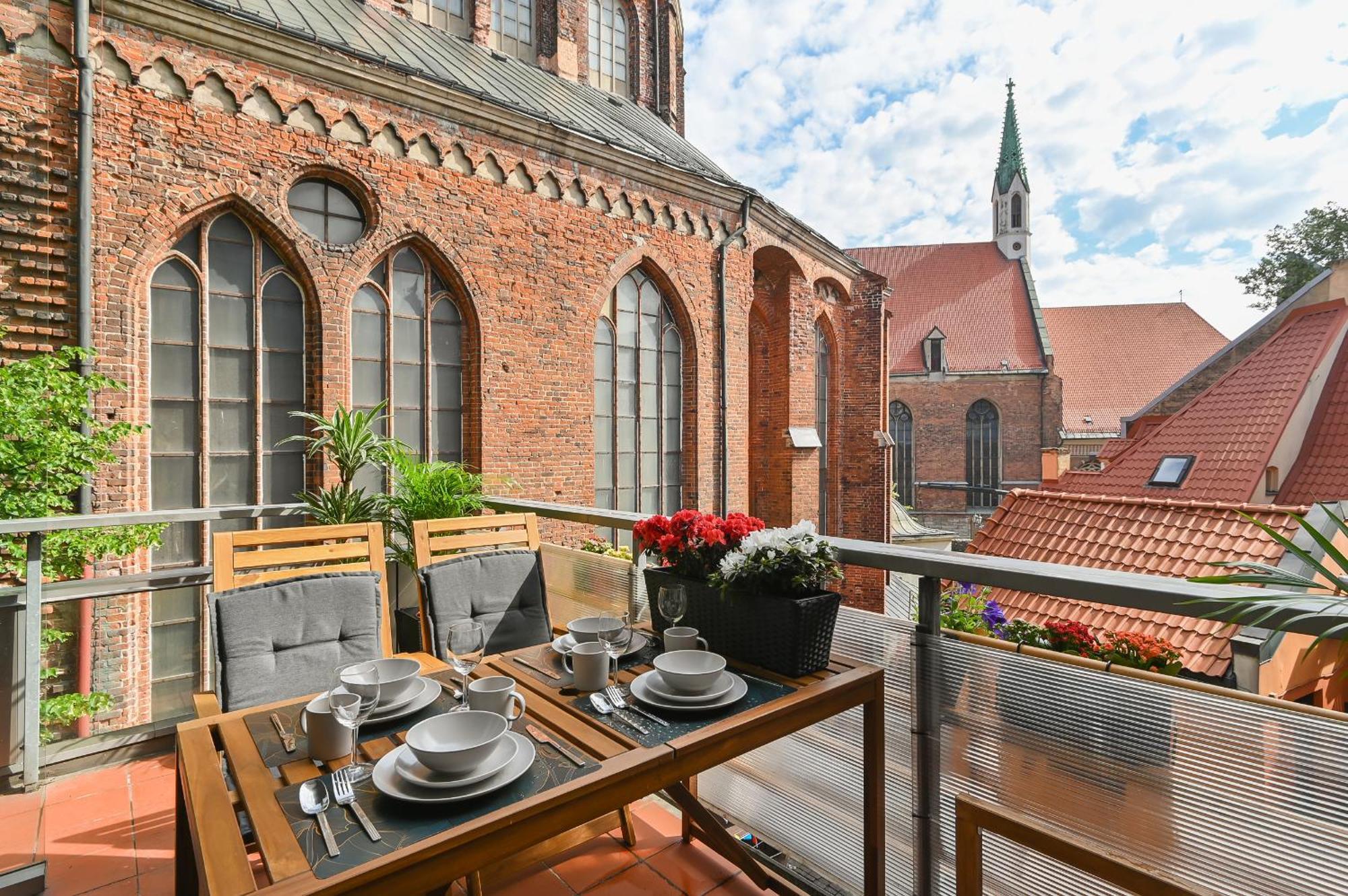 Saint Peter'S Apartment Riga Bagian luar foto